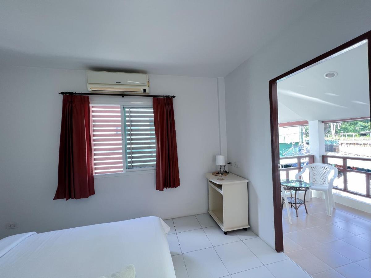 Hotel The 4 Blocks At Kata Noi Esterno foto